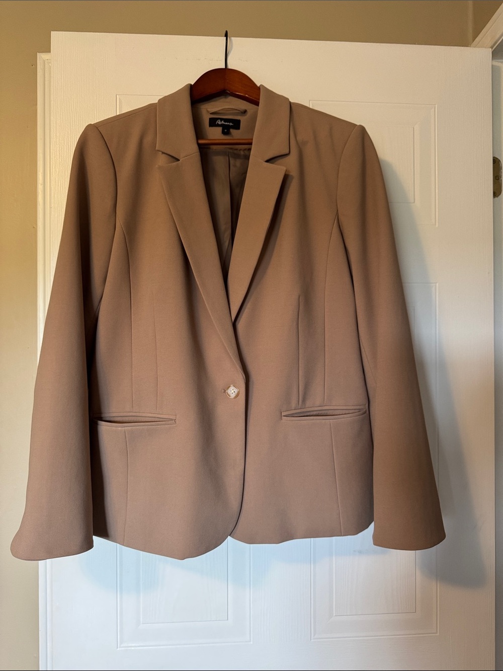 NEW Reitman’s Single-Button Blazer